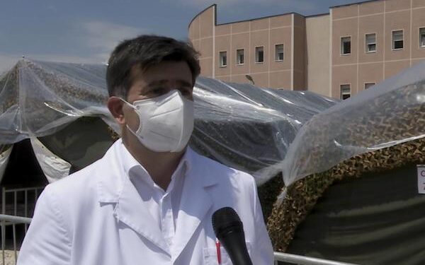 ĐERLEK ZA KURIR: Prijavilo se 324.728 ljudi za vakcinaciju, 40 odsto HOĆE SPUNJIK V