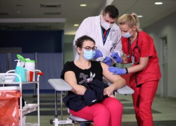 Više od 300 ljekara u Novom Pazaru i Tutinu želi vakcinu