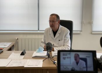 Dr.Meho Mahmutović demantovao da je dvanaestogodišnja djevojčica iz Tutina preminula zbog posljedica Kovida 19