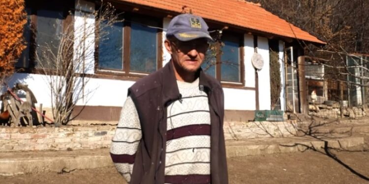 (VIDEO) Otišao živjeti na selu: Ima 470 životinja, a imena im daje po pjevačima, glumcima i političarima