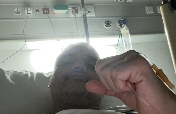 Prva fotografija Čedomira Jovanovića iz bolnice, lider LDP konačno malo bolje (FOTO)