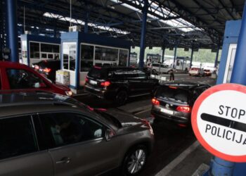 Austrija vratila sa granice više od 10.000 ljudi