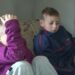 (VIDEO) BOLNA PRIČA IZ BIH: MUHAMEDA I RASIMA MAJKA OSTAVILA PRIJE 7 GODINA, BABO RESUDIN SAM BRINE O NJIMA