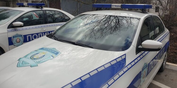 DVOJICA MLADIĆA FIZIČKI NAPALA POLICAJKU U PRIJEPOLJU PRILIKOM REDOVNE SAOBRAĆAJNE KONTROLE
