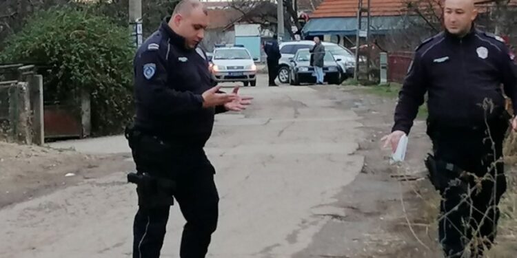 DETALjI KRVAVOG OBRAČUNA KOD NIŠA: Ranio roditelje pred djetetom, pa ubo komšiju koji je htio da ih zaštiti