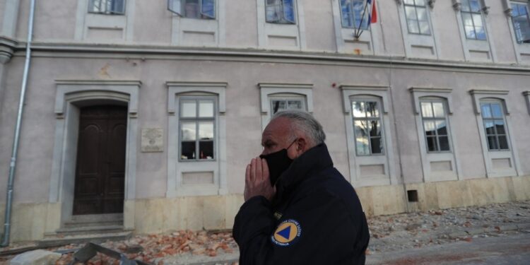 Gradonačelnik Darinko Dumbović: Danas u Petrinji niko više nije normalan, mi smo na rubu