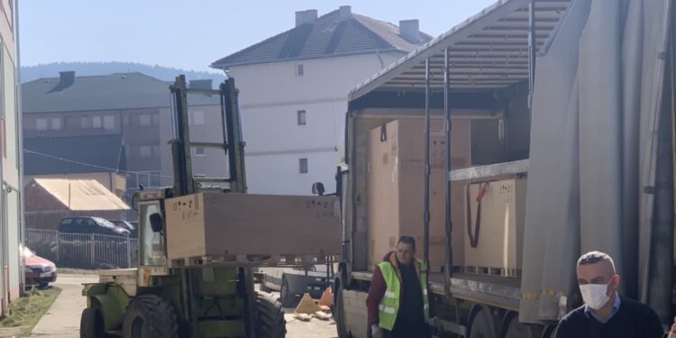 U TUTINU STIGLI RENTGEN I SKENER