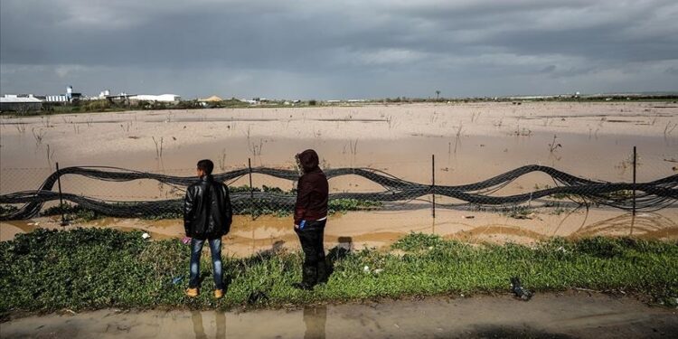 Gaza: Otvaranjem brana Izrael poplavio palestinska polja i nanio štetu od 1,5 miliona dolara
