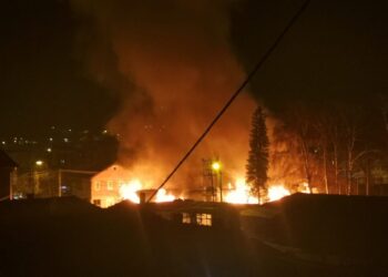 POŽAR U NOVOM PAZARU! Gori “Razvitak”