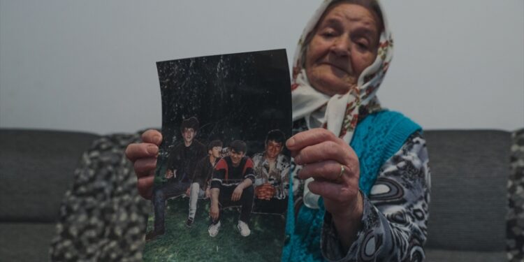 Srebrenička majka Fatima tuguje za sinovima: Tri brata krenula su putem spasa i više se nikad nisu vratili