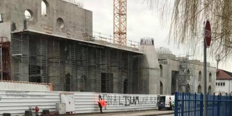 Vandalski napad na džamiju u izgradnji u Strazburu