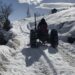 (VIDEO) PETNJICA: DO VRSAJKI IPAK SA LANCIMA NA AUTOMOBILIMA
