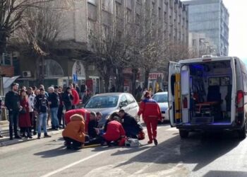 Vozač pokosio pešaka u centru Novog Pazara (FOTO)