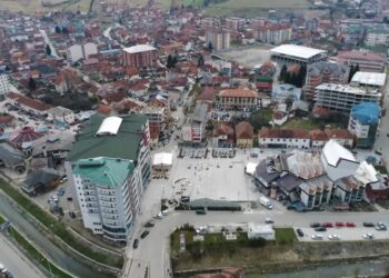 SUTRA PRANJE GRADSKOG TRGA I ULICA U CENTRU TUTINA