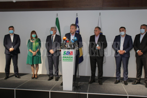 Iz SDA poručuju HDZ-u: Pozivamo da hitno i bez odlaganja deblokirate proces implementacije rezultata Općih izbora 2018. godine