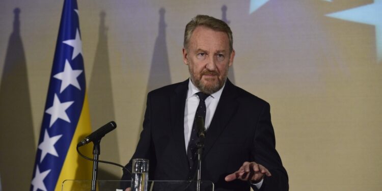 Izetbegović: SDA brani građanski princip, a građanske stranke napadaju SDA i nude ruku HDZ-u