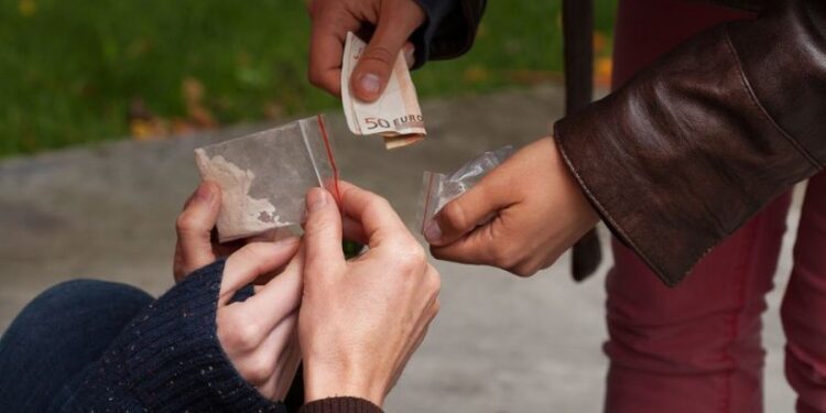 Dva Bjelopoljca uhapšena zbog ulične prodaje droge