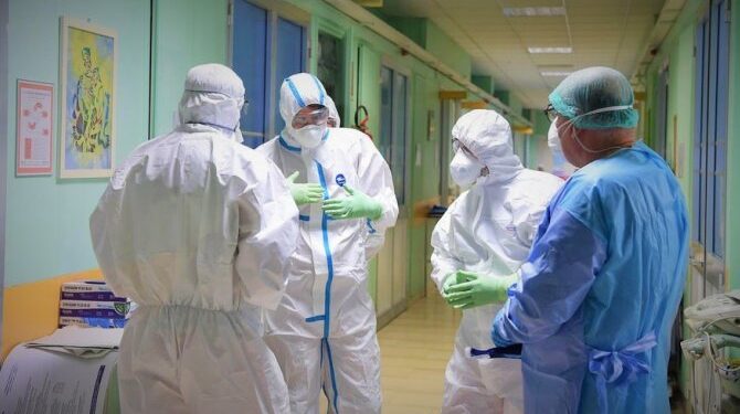 Italija: Raste broj zaraženih među mladima, 11-godišnja djevojčica na respiratoru