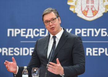 NEZAPOSLENIMA PO 120 EURA – Vučić najavio novi paket pomoći i za muzičare i hotelijere