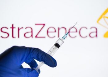 Zbog nuspojava u EU: Federacija BiH obustavlja vakcinisanje AstraZenecom