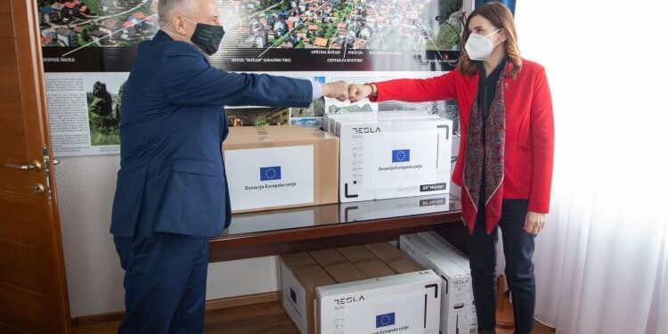 Ambasadorka EU u Crnoj Gori posjetila Berane: Ulagaćemo u ovu opštinu