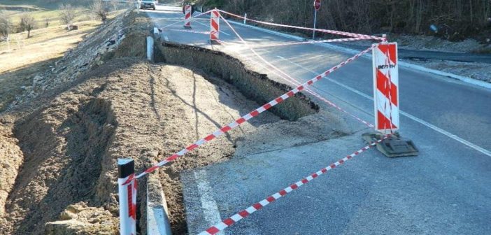 KLIZIŠTA ODNOSE PUT I MILIONE IZ DRŽAVNOG BUDŽETA