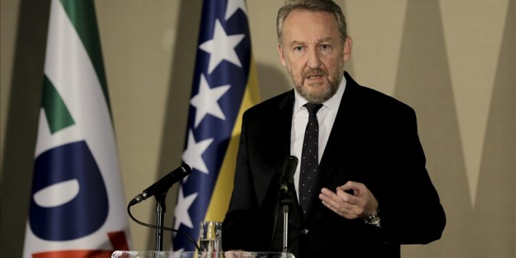 Izetbegović na Krugu 99: Vraćanje građanskog uređenja BiH moguće