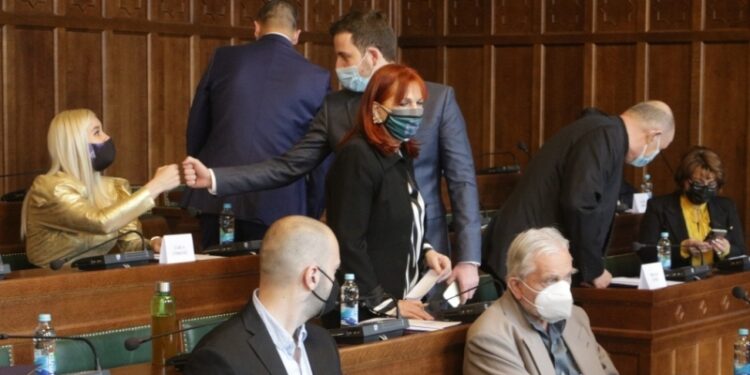 Odgođena sjednica Gradskog vijeća Sarajeva, “Četvorka” nema većinu za predsjedavajućeg