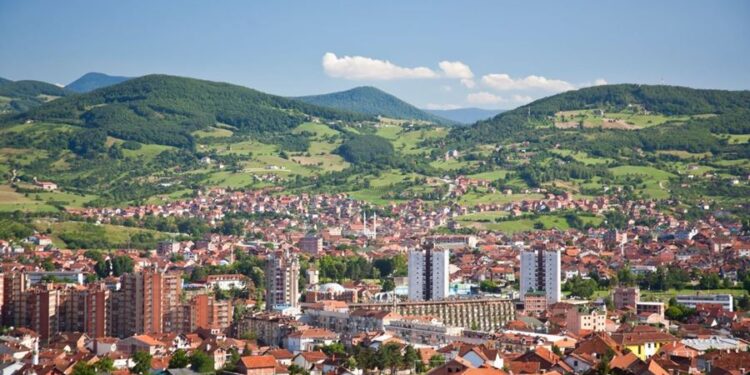 Građevinski bum u Novom Pazaru: Teško je doći do novog stana, ulagača ima sa svih strana