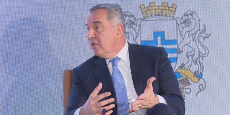 Milo Đukanović: “Srbija opet širi mržnju prema Crnoj Gori”