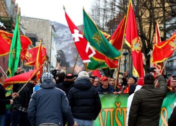 PKS: CRNOGORSKOM KOŠTUNICI PORUČUJEMO DA JE IZA NAS SAMO NAROD