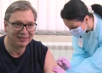 Predsjednik Vučić se vakcinisao u Rudnoj glavi, primio Sinofarm vakcinu