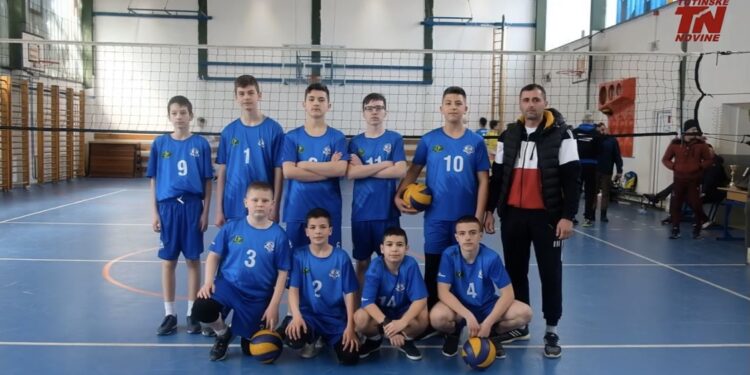 (VIDEO) U Tutinu održan turnir kadeta u odbojci, Ribnica (Kraljevo) osvojila prvo mjesto