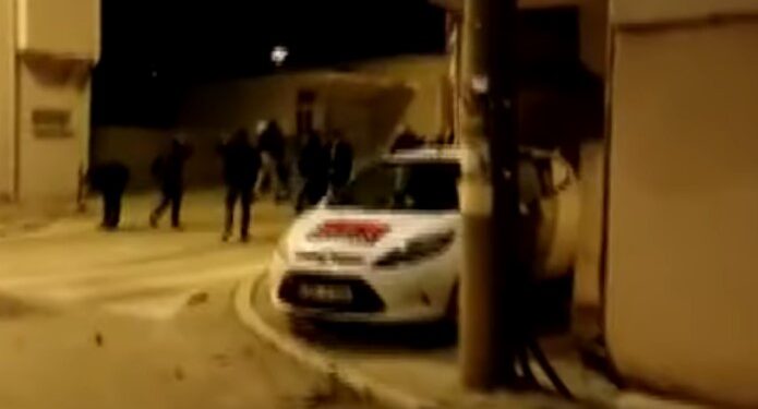 EPILOG SINOĆNJEG DIVLJANJA HULIGANA U MOSTARU: JEDNA OSOBA TEŠKO POVRIJEĐENA, 10 PRIVEDENIH