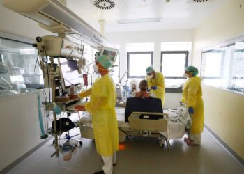 U Srbiji još 34 žrtve korona virusa, 2.583 novozaražene osobe