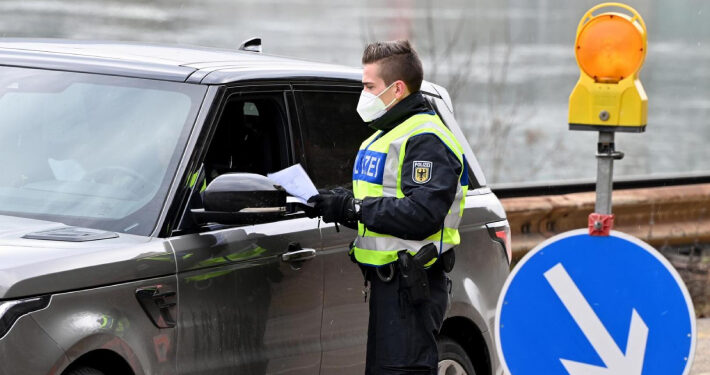 Njemačka policija muškarcu iz BiH uzela svu gotovinu, ostavila mu 100 eura