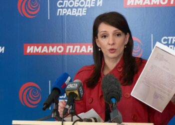 Krivičnu prijavu protiv Marinike Tepić podnijele 393 žene iz Jagodini