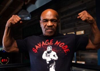 MIKE TYSON PORUČIO: BORIT ĆU SE PROTIV LENNOXA LEWISA