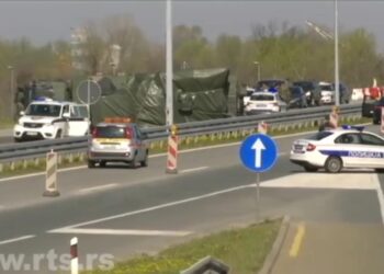 Ispala raketa iz vojnog kamiona poslije nezgode na Ostružničkom mostu