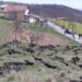 (VIDEO) Klizište u selu Sitniče presjeklo put