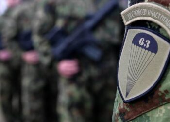 Pripadnik 63. padobranske brigade stradao prilikom izvođenja skoka u Nišu