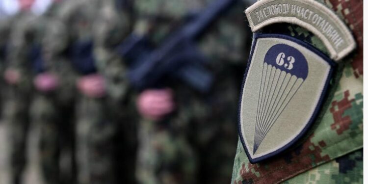 Pripadnik 63. padobranske brigade stradao prilikom izvođenja skoka u Nišu