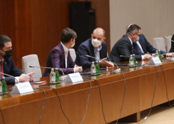 Krizni štab upravo prelomio! Ovo su nove mjere i ima značajnih promjena