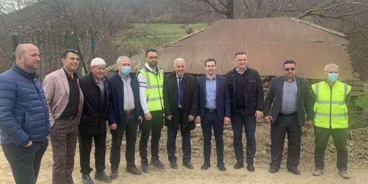 PREDSJEDNIK OPŠTINE TUTIN SALIH HOT SA SARADNICIMA, OBIŠAO RADOVE NA PUTU NOVI PAZAR-TUTIN