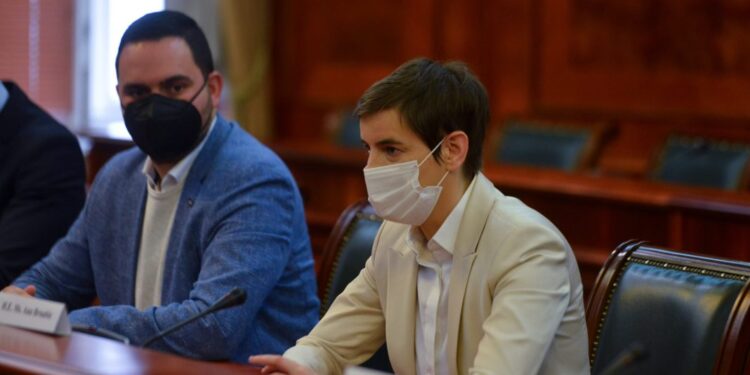 NOVE MJERE! Danas konsultacije premijerke i medicnskog dela Krizno štaba