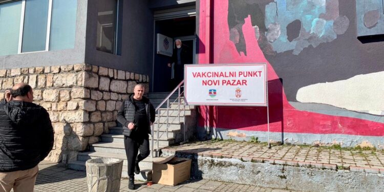 Novi Pazar: Vakcinu protiv korona virusa primilo 9.170 gradjana, epidemiološka situacija nepovoljna