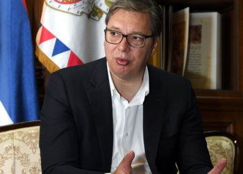 Vučić: Za vakcinisane dodatno 3.000 dinara pomoći