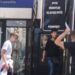 (VIDEO) TUČA U CENTRU NOVOG PAZARA! Muškarac uboden nožem