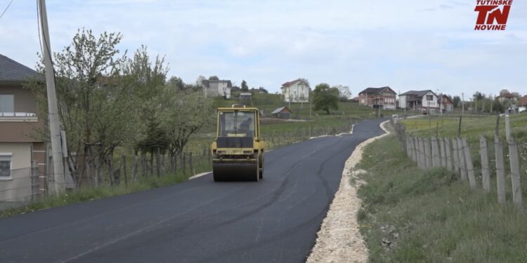 (VIDEO) Počela sanacija regionalnog puta Tutin-Gornja Pešter