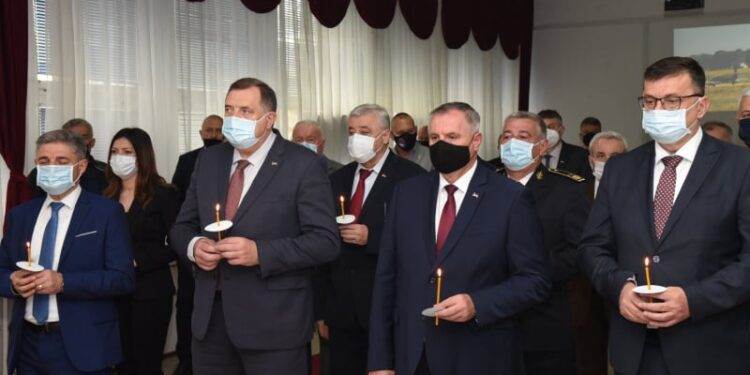 Dodik: Veoma brzo je moguće ponovo mobilizirati vojsku RS